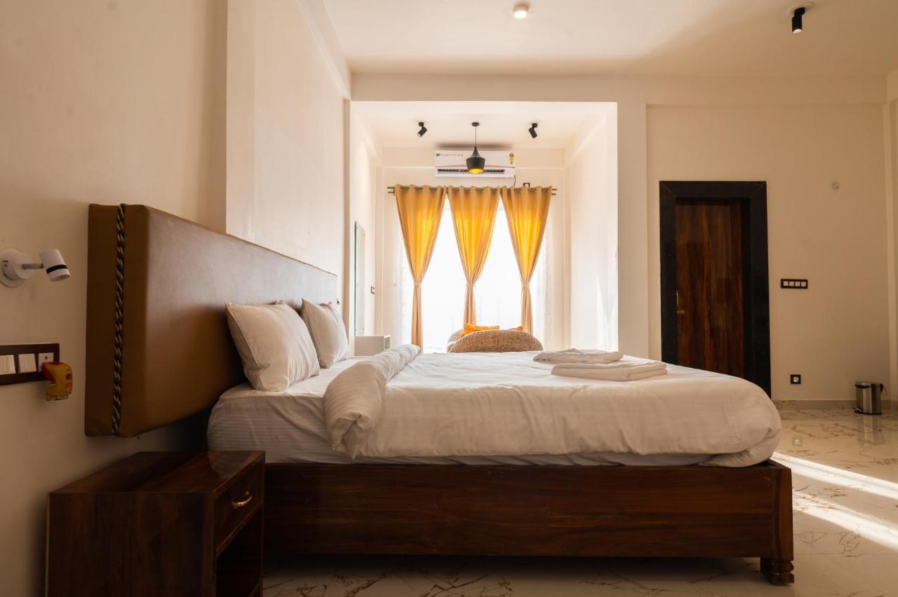 Отель The Kaziranga Address Экстерьер фото