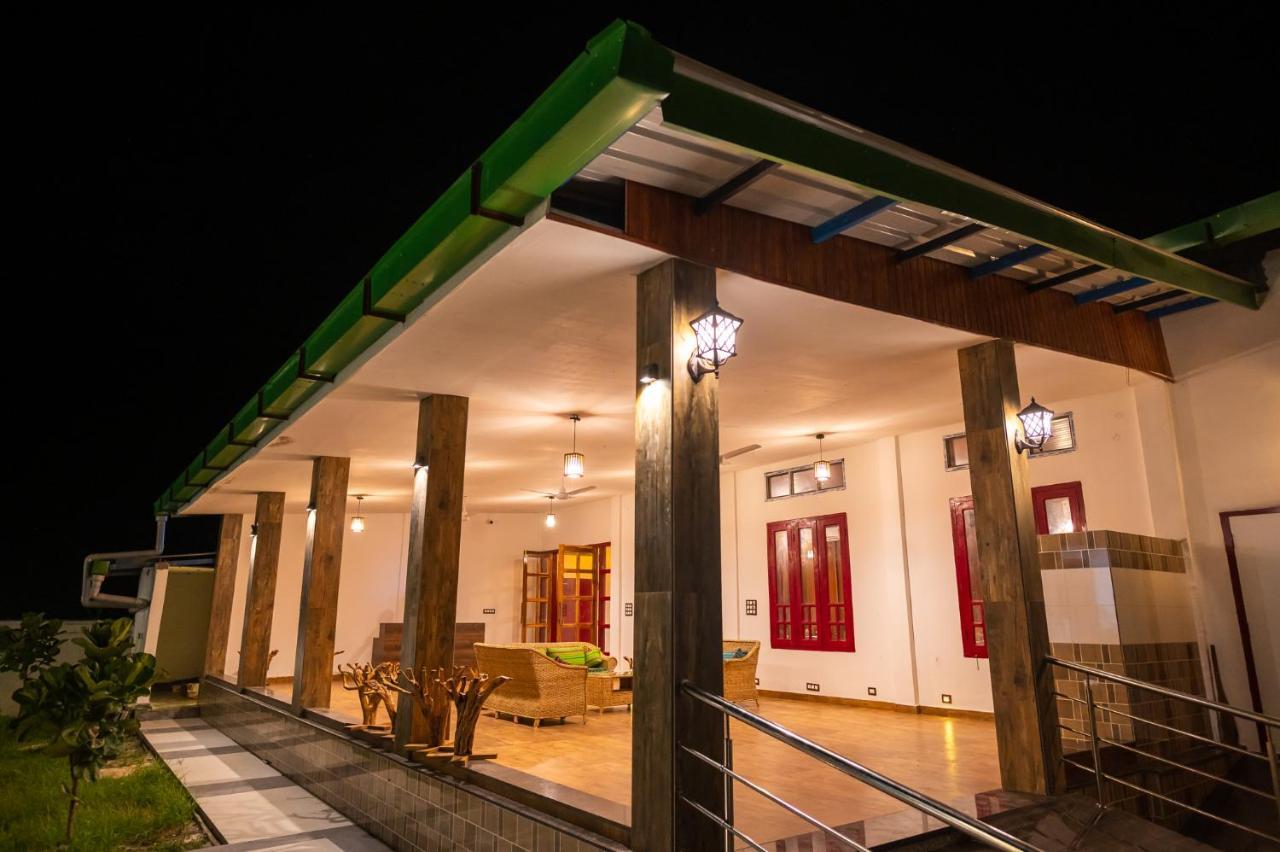 Отель The Kaziranga Address Экстерьер фото