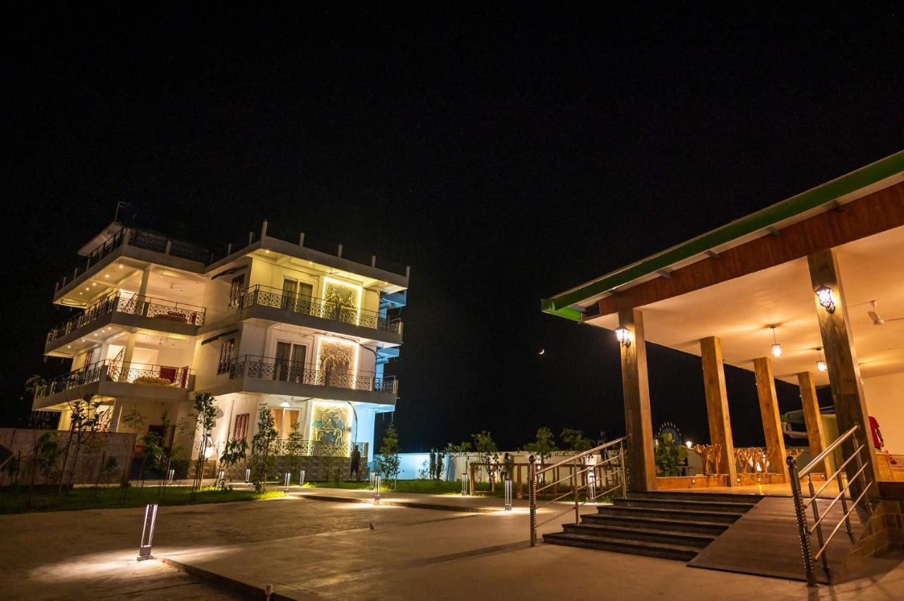 Отель The Kaziranga Address Экстерьер фото