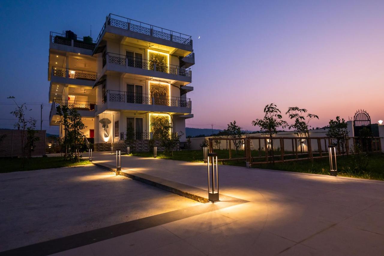 Отель The Kaziranga Address Экстерьер фото